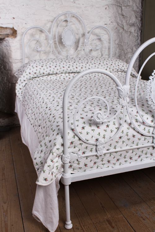 fig 2. Very pretty Victorian queen size all iron bed 