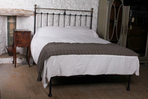 Classic Victorian No End Black and Aged Brass King Size Bed