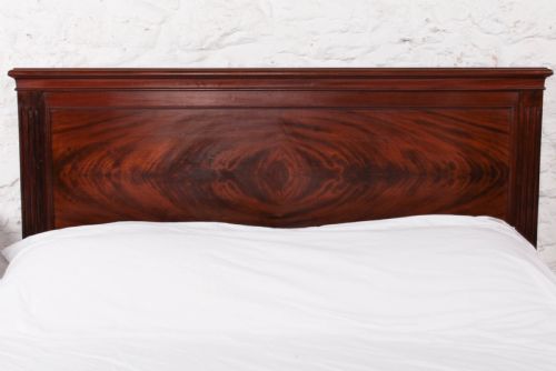 fig 2. Simple Mahogany quarter veneer king size bed