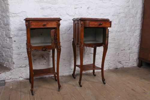 PRETTY PAIR OF FRENCH UPHOLSTERED BEDROOM CHAIRS - ADDITIONAL PHOTO 1
