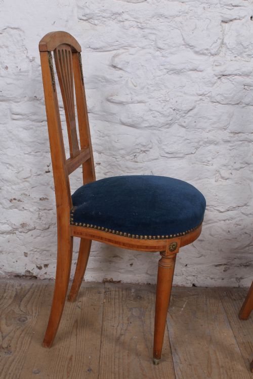 PRETTY PAIR OF FRENCH UPHOLSTERED BEDROOM CHAIRS - ADDITIONAL PHOTO 8