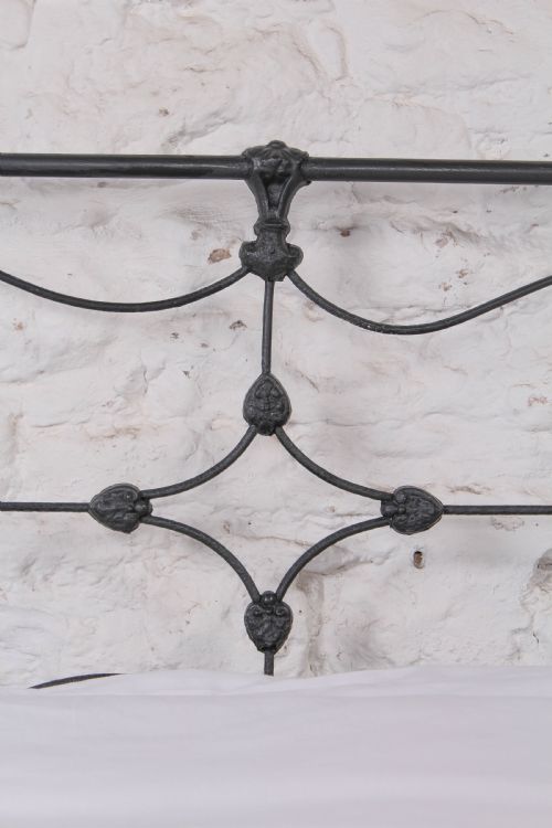 fig 2. All iron Irish king size no end bed 