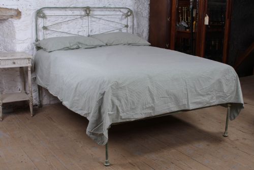 Lovely Victorian All Iron No End King Size Bed