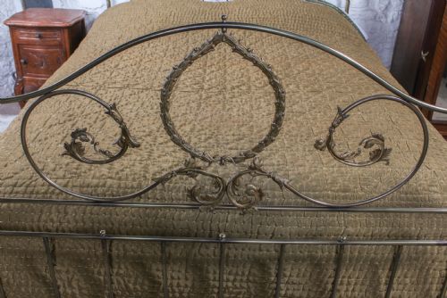 fig 2. Beautiful rare Winfield all brass king size bed