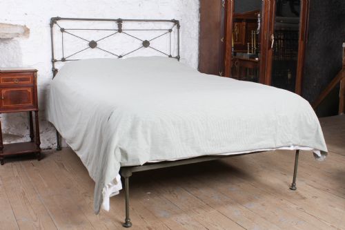 Aged All Iron No End King Size Bed