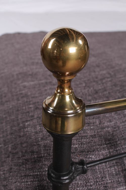 fig 1. Classic Victorian 5Ft king size aged brass and black bed