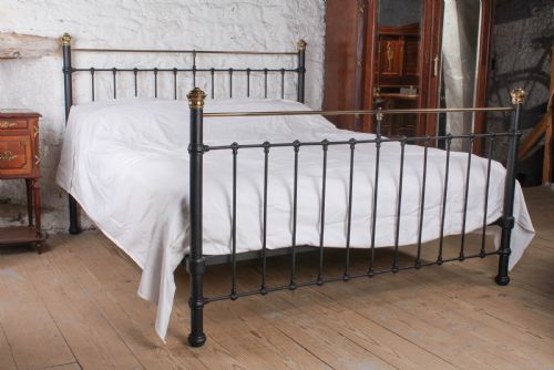Handsome 6ft Super King Size Edwardian Black and Brass Bed
