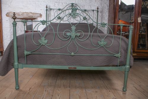 fig 5. Absolutely lovely King size brass and iron bed by Winfield and Co