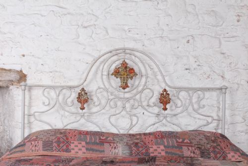 fig 1. Very pretty forged iron Portuguese king size bed