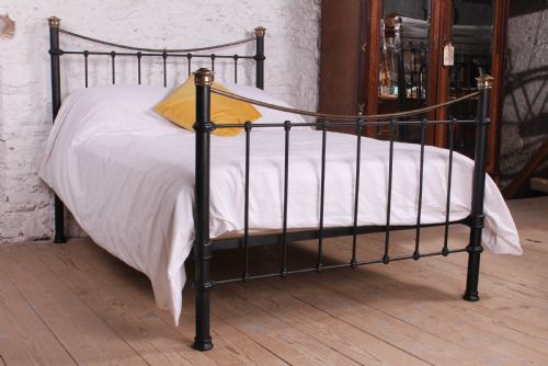 Classic Edwardian Dip Rail Brass and Black Double Bed