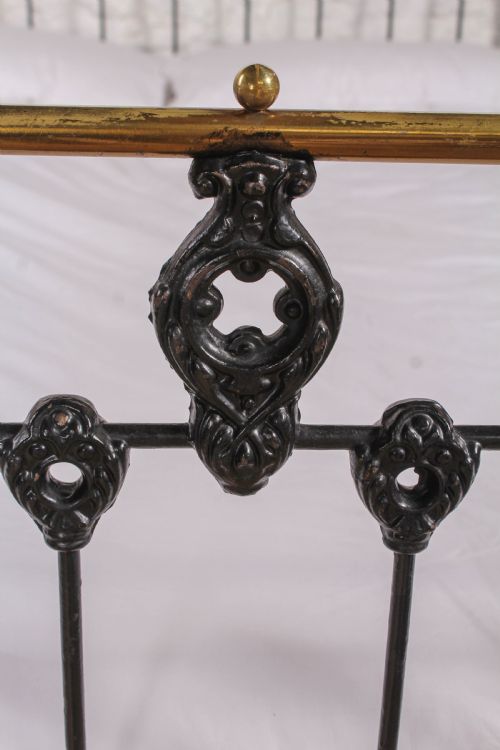 fig 1. Lovely all original classic Victorian double bed