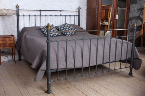 Handsome 6ft Edwardian Brass and Iron Super King Size Bed