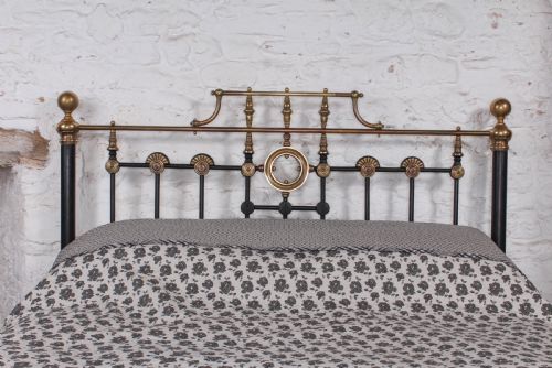 fig 1. Handsome individual Victorian no end king size bed