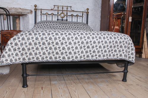 fig 3. Handsome individual Victorian no end king size bed
