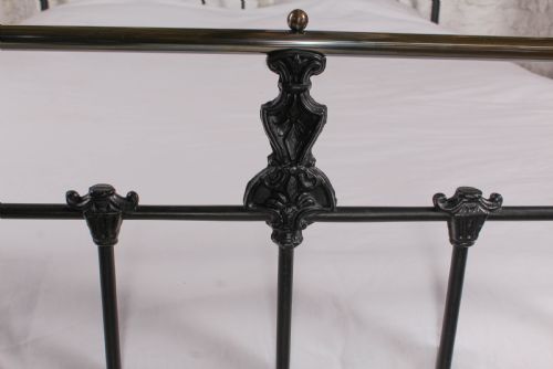 fig 1. Traditional classic Victorian english 5ft king size brass and iron bed