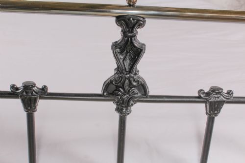 fig 2. Traditional classic Victorian english 5ft king size brass and iron bed