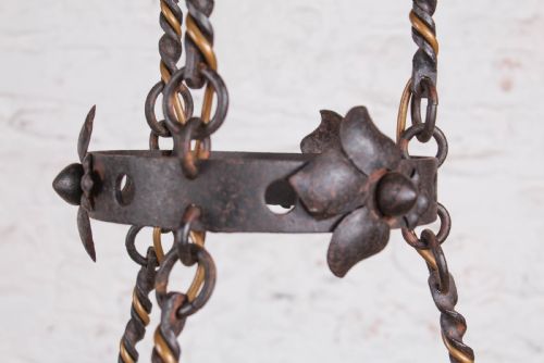 ATTRACTIVE FRENCH IRON ORNAMENTAL CHANDELIERLAMP - ADDITIONAL PHOTO 3