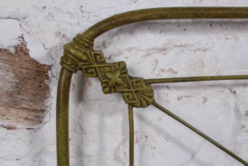 fig 2. Attractive all iron no end king size bed