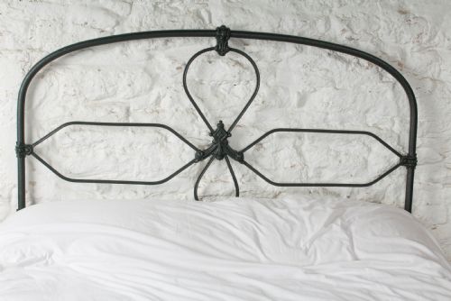 fig 1. Pleasingly simple Irish all iron no end double bed