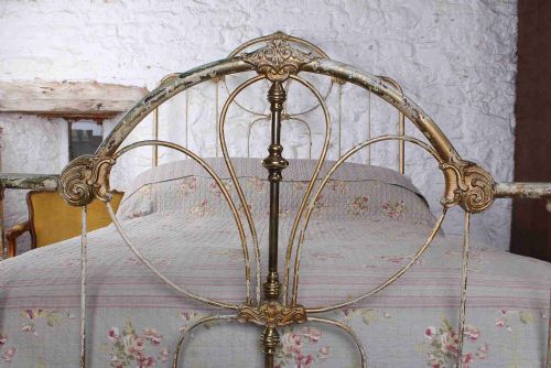 fig 1. Gorgeous rare Victorian American iron and brass double bed