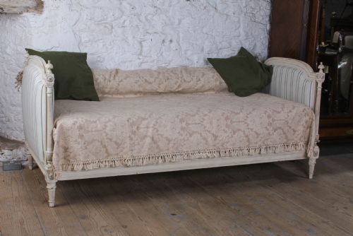 Lovely Newly Upholstered French Day Bed