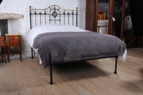 Handsome Individual Victorian No End King Size Bed