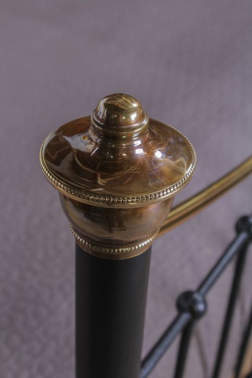 fig 2. Quality super king size classic Edwardian dip rail