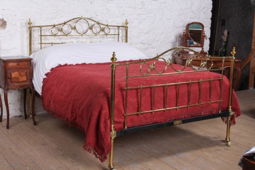 Exquisite Elegant Winfield Pretty All Brass King Size Bed