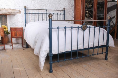 Unique Classic Victorian Brass and Iron King Size Bed