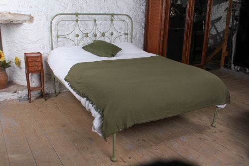 Striking All Iron Victorian King Size No End Bed