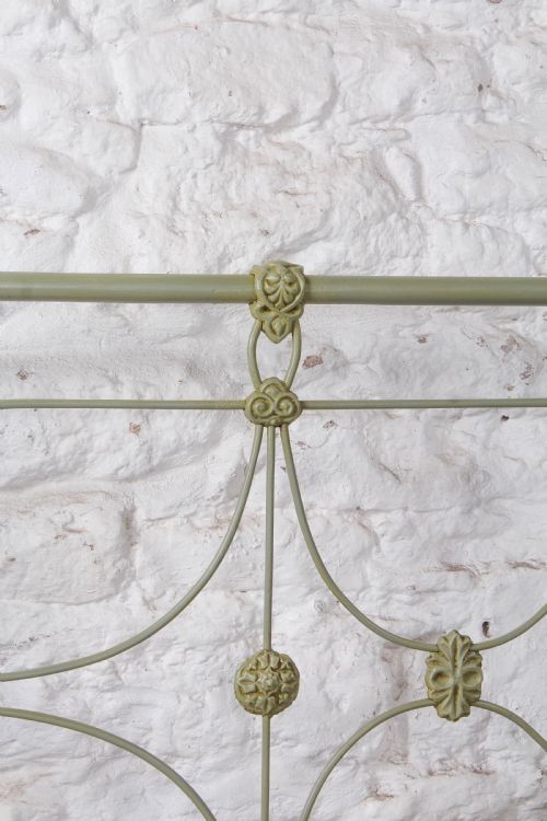 fig 2. Striking all iron Victorian king size no end bed