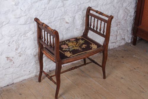 VERY PRETTY FRENCH STOOL WITH TAPESTRY SEAT - ADDITIONAL PHOTO 3