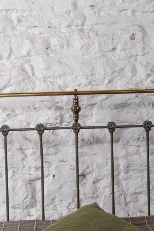 fig 3. Gorgeous green and aged brass double no end bed