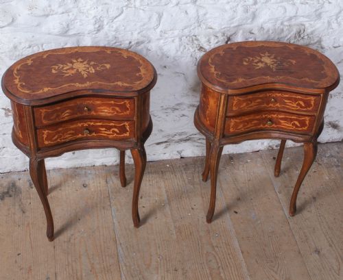 VERY NICE LOUIS XV STYLE KIDNEY SHAPED BEDSIDES - ADDITIONAL PHOTO 1