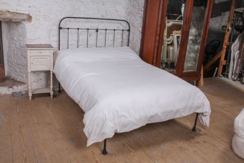 Simply Pretty All Iron French No End Double Bed