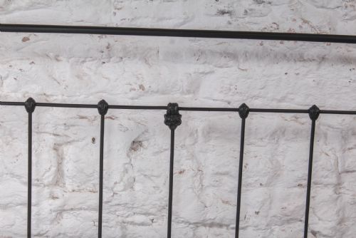 fig 4. Simply Pretty All Iron French No End Double Bed