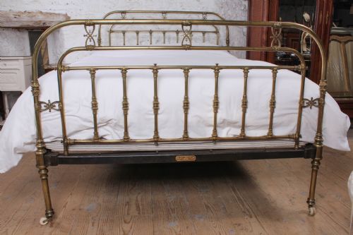 fig 1. Absolutely Exquisite Winfield All Brass  King Size Bed