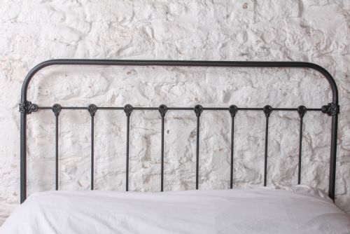 fig 1.
Classic French No End Double Bed