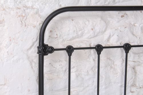 fig 2.
Classic French No End Double Bed