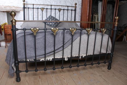 fig 2. Tastefully Opulent Super King Size Bed 