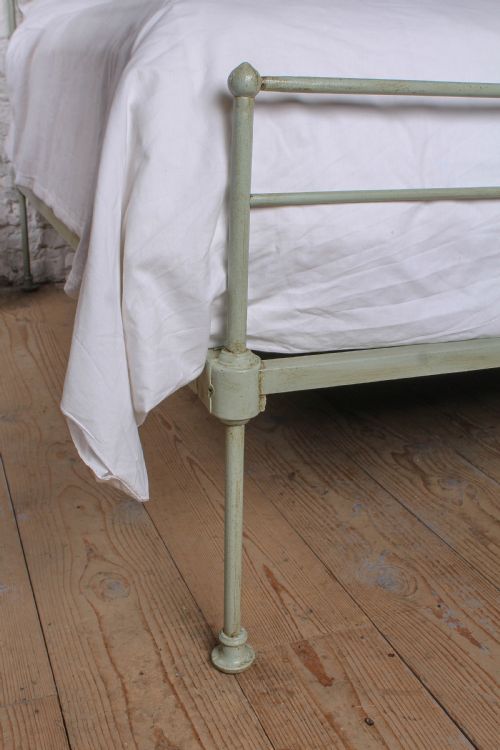 fig 1. Very Pretty Forged Iron Portuguese Kingsize Bed
