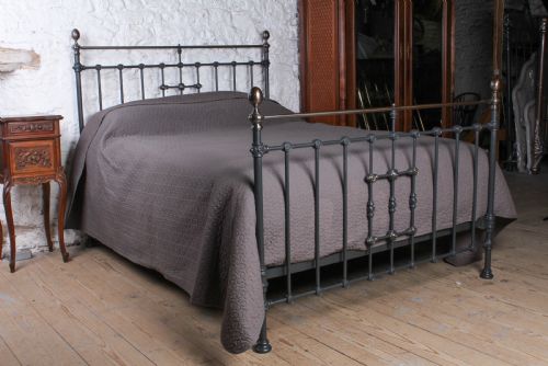 Strikingly Handsome Victorian King Size Bed