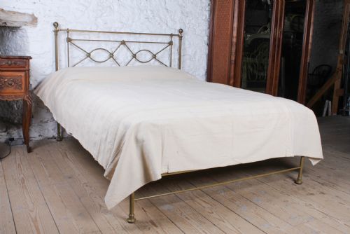 Pleasingly Detailed Victorian King Size No-end Bed