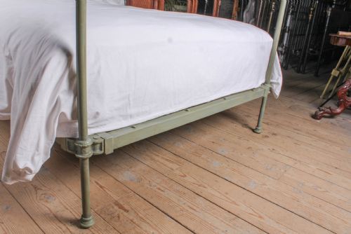 fig 4. Elegant and well built Victorian iron and brass no end four poster