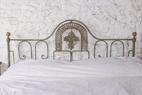 fig 3. Stunning and Detailed King Size Portuguese Bed