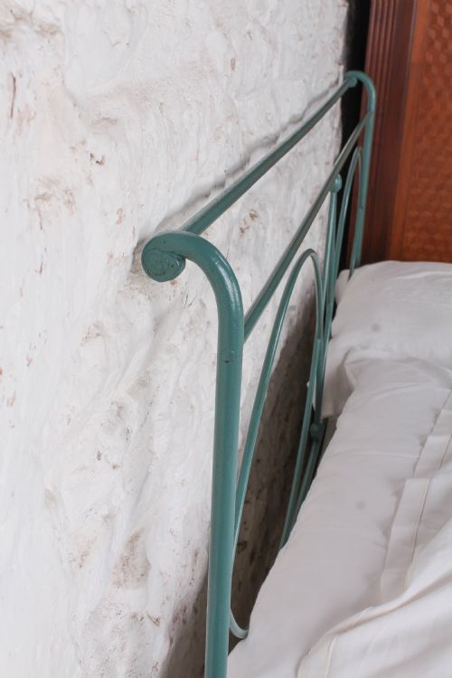 fig 3. Pleasingly Shaped Portuguese King Size Bed