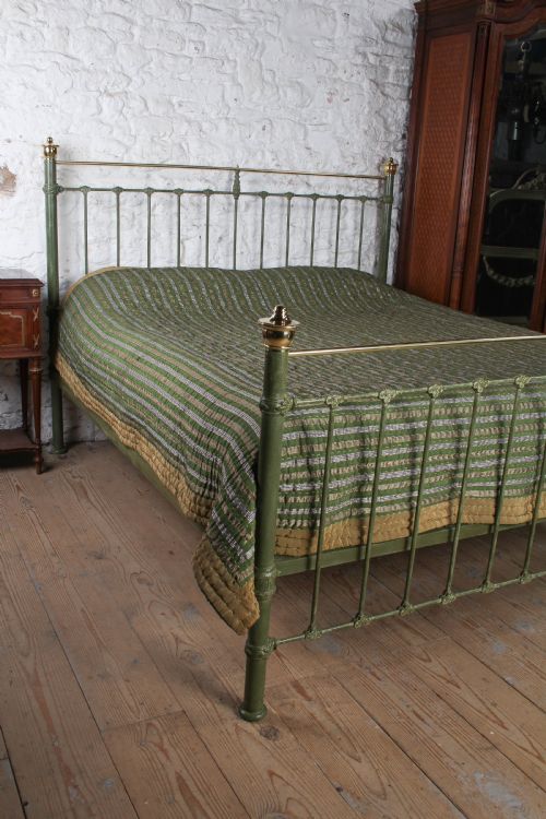 fig 3. Splendid and Attractive Super King-Sized Edwardian Bed
