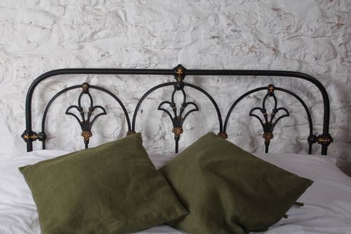 fig 1. Incredibly Charming and Aesthetically Pleasing Double Victorian Bed.