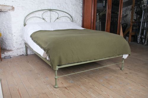 Delightfully Shaped Irish King Size No End Bed