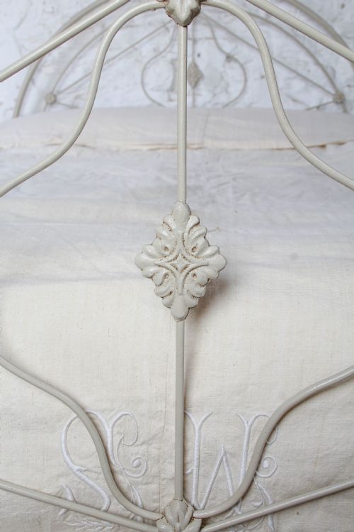 fig 4. Beautifully Shaped and Cast Double Bed